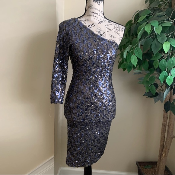 Alice + Olivia Nicky Sequin One-Shoulder Asymmetrical Dress Gray Sz 0 - Picture 2 of 16